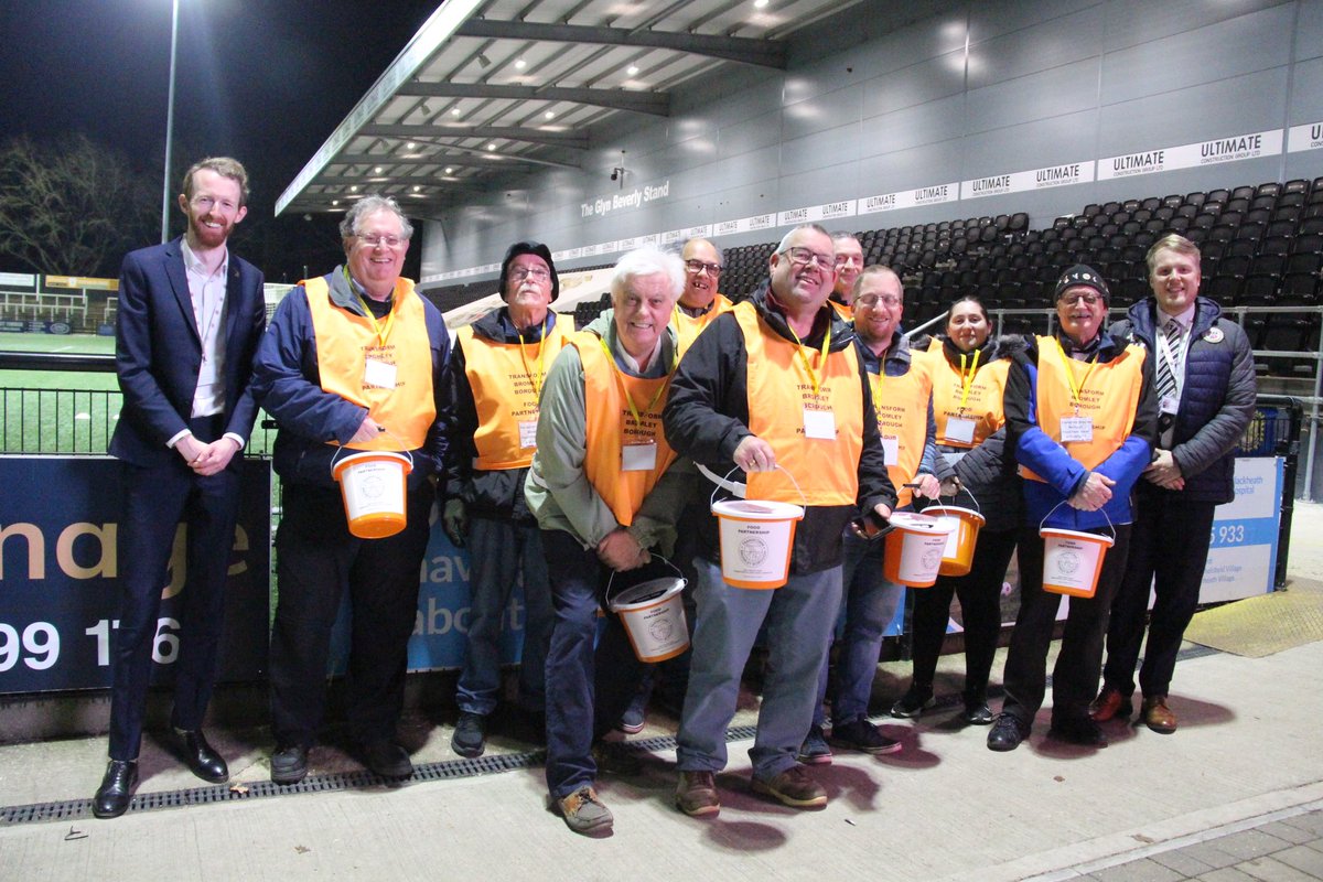 Matchday -1 so we recap on the activities of our last home tie ⚽️ We welcomed @oldwilsonians U10’s as our Matchday mascots on a ‘Under The Lights’🤩 Transform Bromley Borough Food Partnership were in attendance too hosting a bucket collection💫 #PlayingOurPart | #WeAreBromley