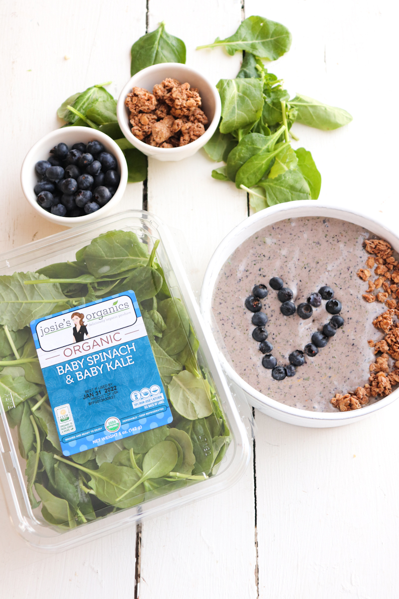 A Josie's Organics spinach &amp; blueberry smoothie bowl is just what we need to get this morning started! 💜

#smoothie #smoothierecipe #spinachsmoothie #blueberrysmoothie #healthyrecipes #healthybreakfast #breakfastgoals #organicgoodness #josiesorganics