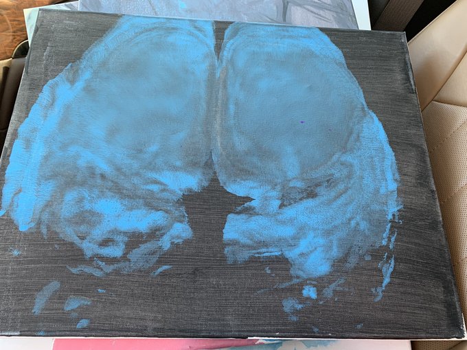 That time I painted myself and laid on canvases 🥹😂   The girls were so juicy! 😍 https://t.co/E9zAQmL