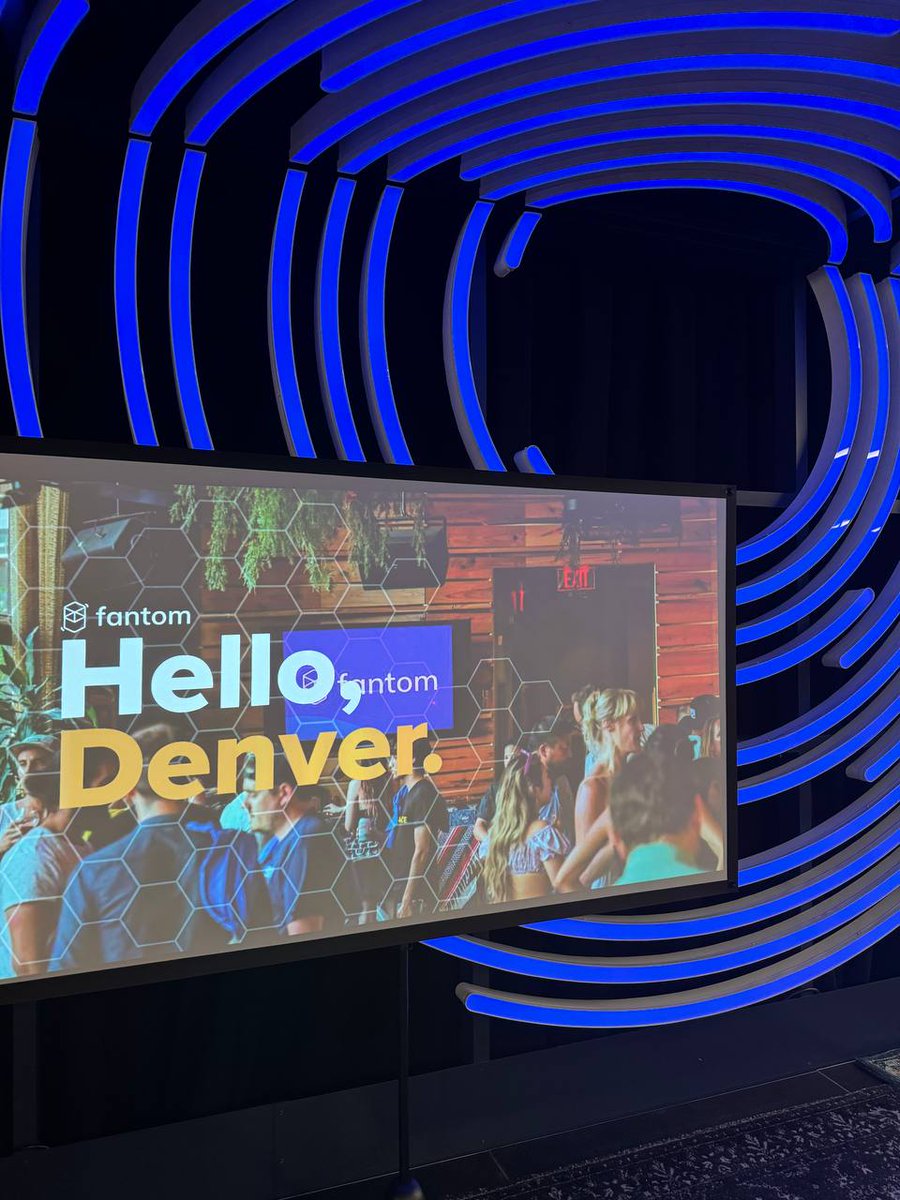 SonicLabs's tweet photo. Last night was a movie and #Sonic was the star ⭐

Share any photos of the event, repping your new 👕 at a conference, or just a selfie with someone you met 👇  Tag $FTM + #FantomVibe so we can find it and reshare!

Presentation video and recap coming soon 📽️ https://t.co/8YyBCfaCJ7