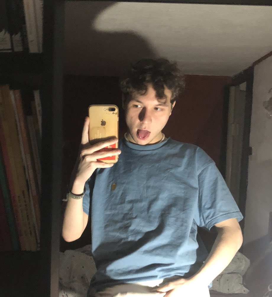 Alix Van leaken🇫🇷 tweet media