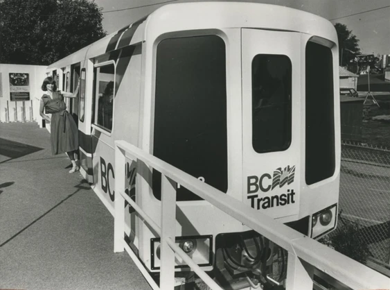 Did you know that construction of the original SkyTrain line began March 1st, 1982! That’s 42 years ago today shovels hit the ground.. Now you know! #TransLink #SkyTrain #TL101 ^LA