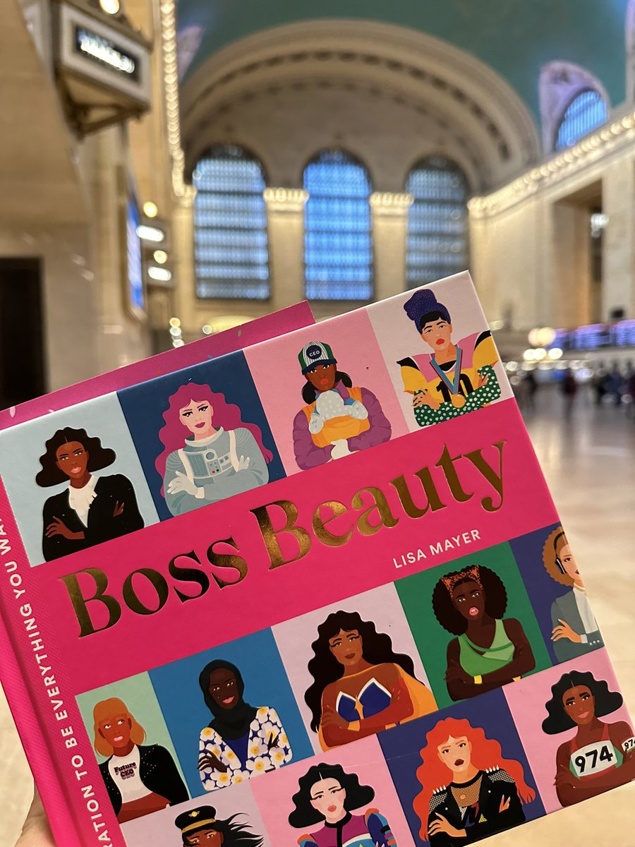 What a way to bring in Women’s History Month! THANK YOU to @lisacmayer, Anthony Furlong, Yael Afriat and the entire @BossBeauties family for inviting me today to the @NYSE! What an honor to be surrounded by so many talented women and aspiring students from Break Through Tech!