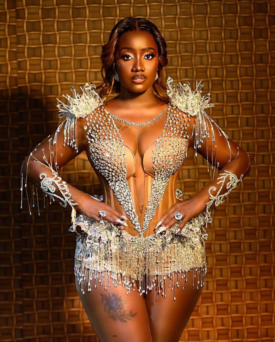 MBU's tweet image. Lady of the moment @LydiahJazmine 💛 #FirstBornConcert