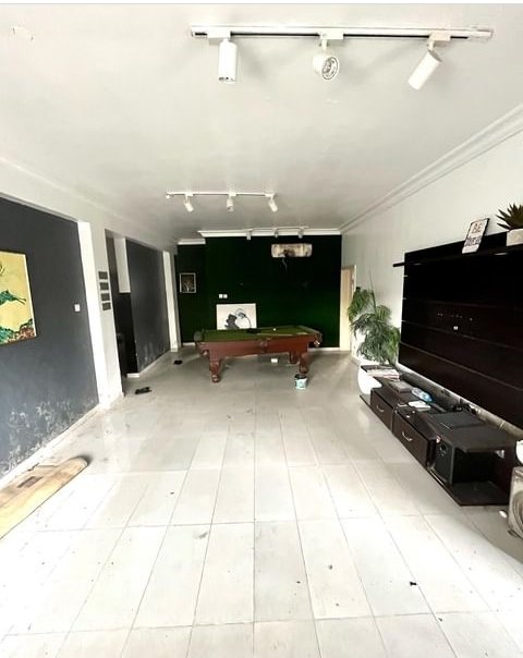 emeka_cmb's tweet photo. 3 bedroom flat for rent
Location:Ikate spar road
Rent: 4.5m
Total package: 6.450m #binance #wizkid #rema #restinpeace #alexotti #seyi #kano #portable #tonymontana #ayrastarr #hisbah #madeinlagos #anikulapo #chioma #tems #bbnaija #newmusicfriday #fireboy https://t.co/r76K1zI1V7