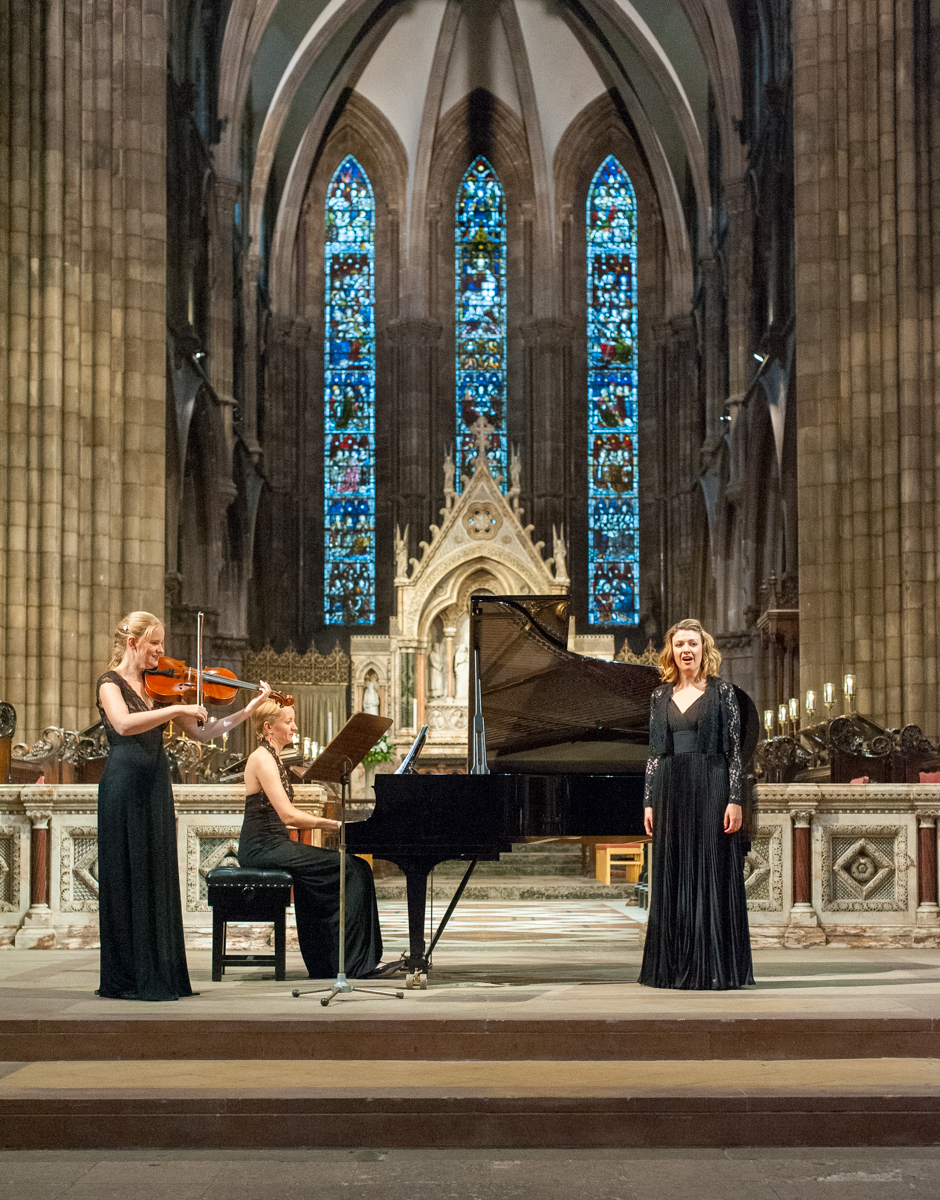 If you're student or amateur musician, you might be interested in our popular August daily lunchtime recital series, during the Edinburgh Festival. Applications to take part are still open, until tomorrow, Tuesday 5th March here: forms.wix.com/f/716645024205…