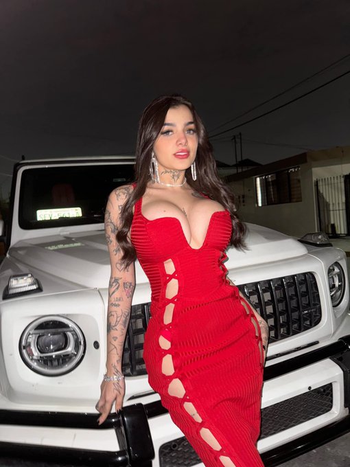 Les gusta como me veo de rojo ❤️ 😍 https://t.co/wynh0wV3Jc