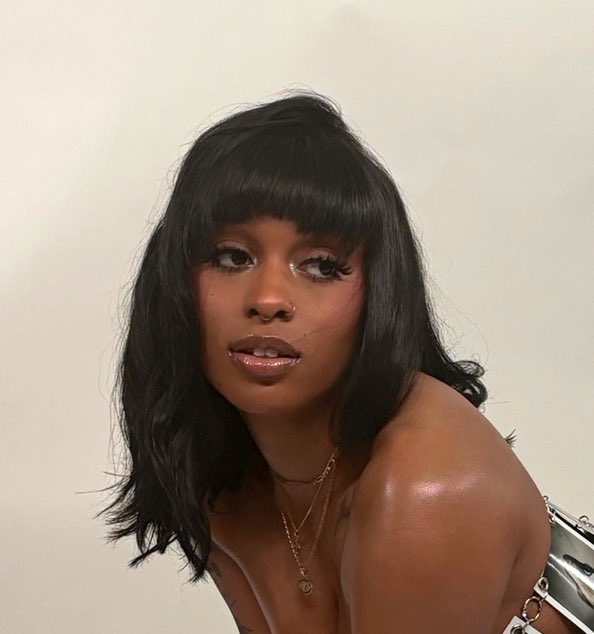 get into ittt https://t.co/s9mRSAWBxH