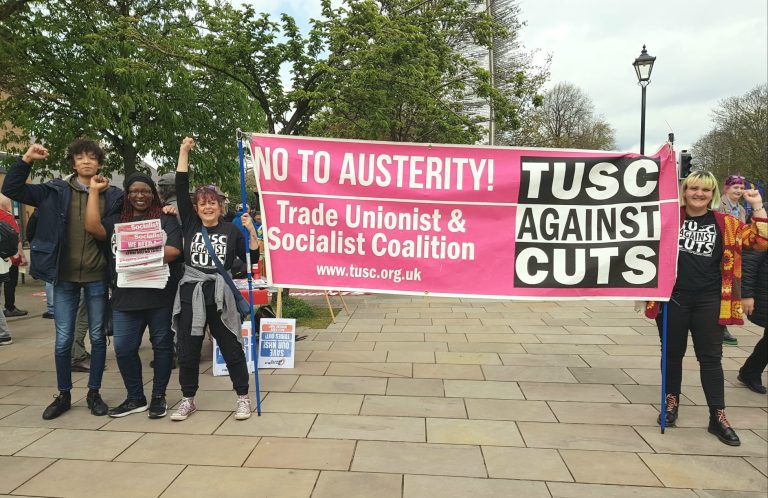 After #Rochdale proves you can win to the left of #Labour, many more people may consider standing as anti-war, anti-austerity candidates.
#TUSC is looking for 400 candidates for May and 100 for the general election.
Could one be you? 
Application forms at tusc.org.uk/candidates