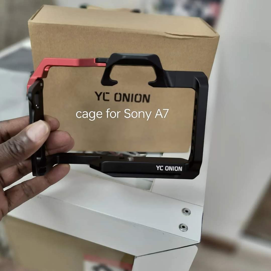 YC Onion Blade Full Camera Cage for Sony a7S III (Black)

- Maintains Access to Camera's Hot Shoe
- 1/4'-20 & 3/8'-16 Accessory

Visit our site below to order 
Now: camerastuffkenya.com

#yconion #sonya7sii #sony #yconioncage #cage #smallrig #sony #dslrcameras #dslrblades