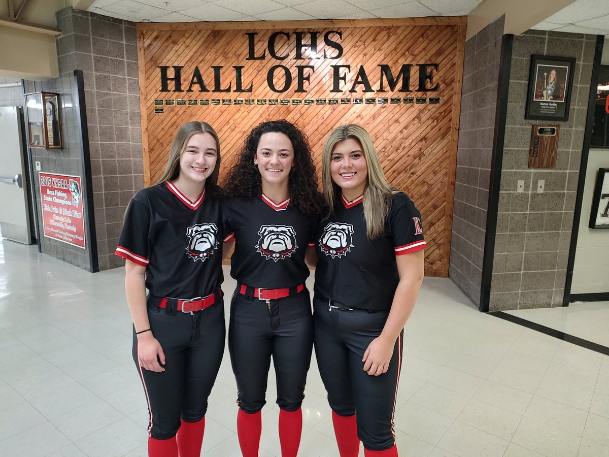 LC Softball Seniors.
Jaylee Maxie, Dani Crum, and Abby Nelson.