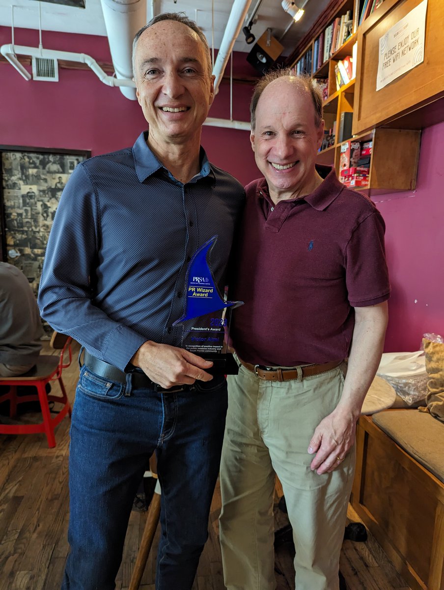 A belated congratulations. Victor Aimi received the Wizard President's Award from our past-president Hugo Ottolenghi Well deserved! #prsa #awards #president