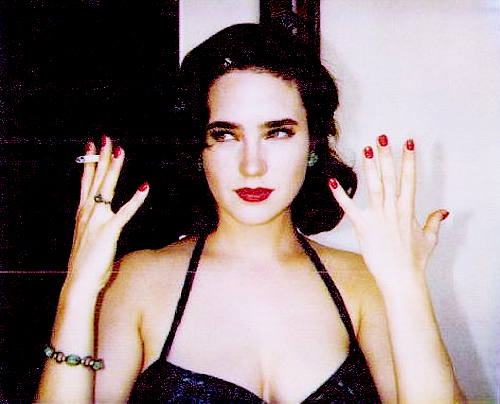 JENNIFER CONNELLY - Página 8 GHmxFO8W4AAYRi0?format=png&name=small