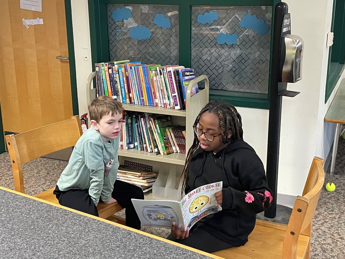 Our @WPS_Shamrock After the Bell program is piloting a fun 'Reading Rally' program with our friends at @NIOSTnews! Weekly, 5th graders & 1st graders partner up to read together and engage in literacy activities. Thanks to @MassAllianceBGC for inviting us to participate.