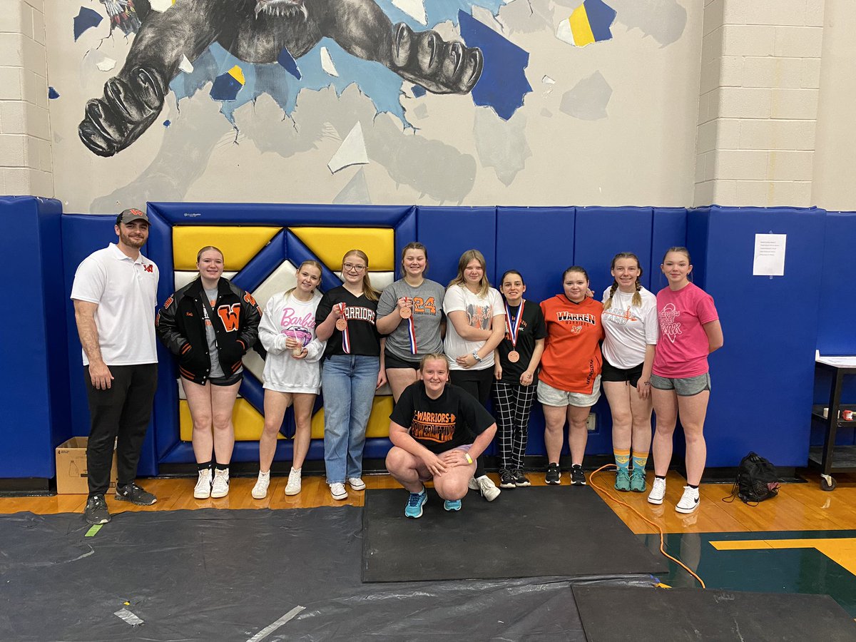 AustinSmithey's tweet image. Loved getting to watch our Lady Warriors get after it today!  
Emily Jones is Regional Champ!  She is going to State with Freshman Izzy Gonzales who was Region 4 Runner-Up. 

#TPW