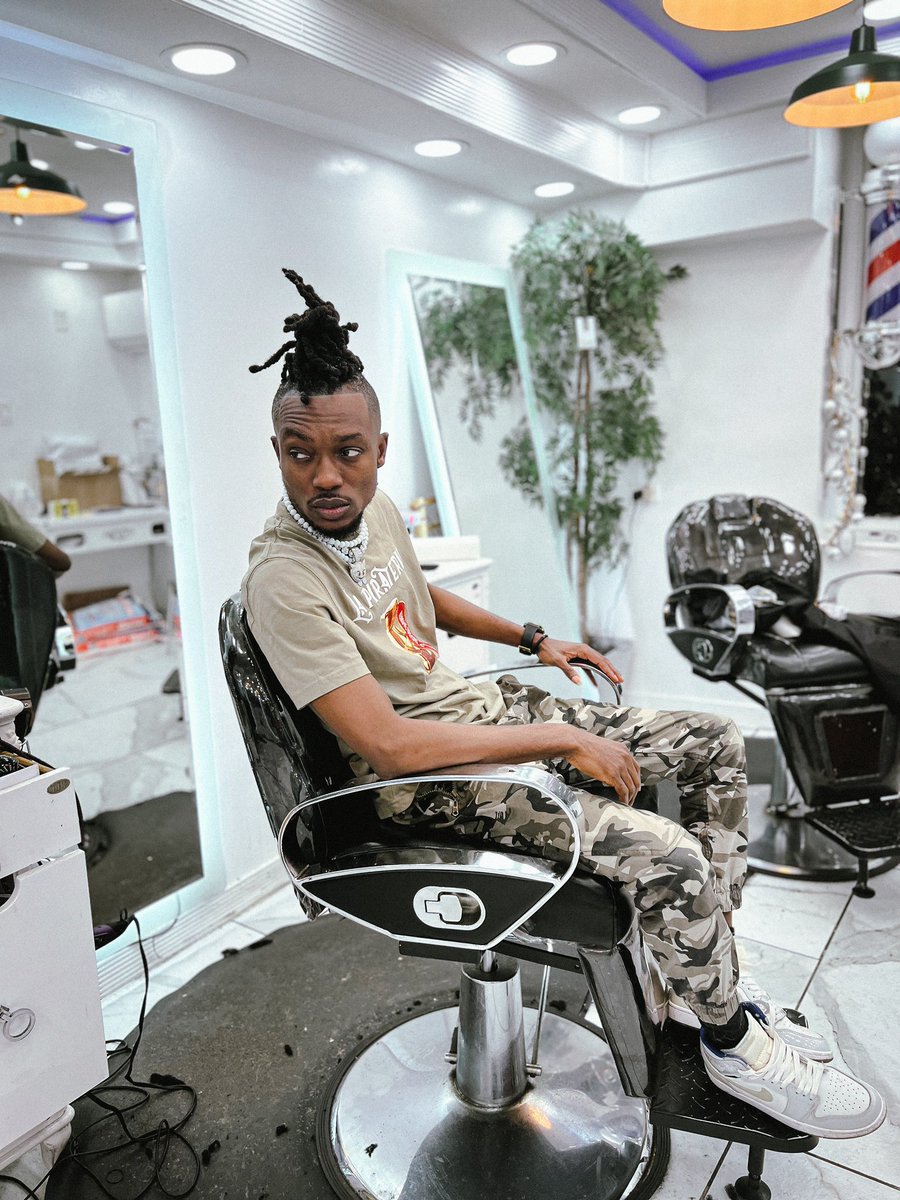 OpankaGH's tweet image. Don’t forget to forget who forgot you... ✈️🔥🌚