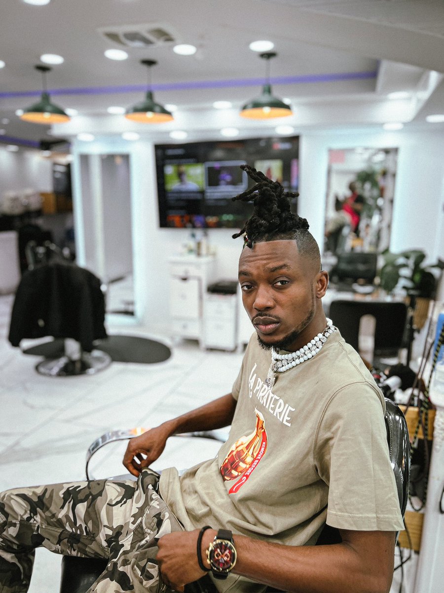 OpankaGH's tweet image. Don’t forget to forget who forgot you... ✈️🔥🌚