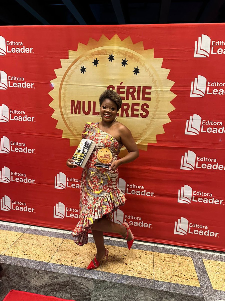 angola_cables's tweet photo. Seguindo a homenagem às nossas mulheres, é dia de homenagear a nossa CFO e Board Member, Dra. Laura Carneiro!

Esta foi ontem homenageada entre os seus pares no evento de Premiação Troféu Série Mulheres.

Partilhamos o nosso orgulho em nome de toda a equipa Angola Cables! https://t.co/yi5ksRt9GP