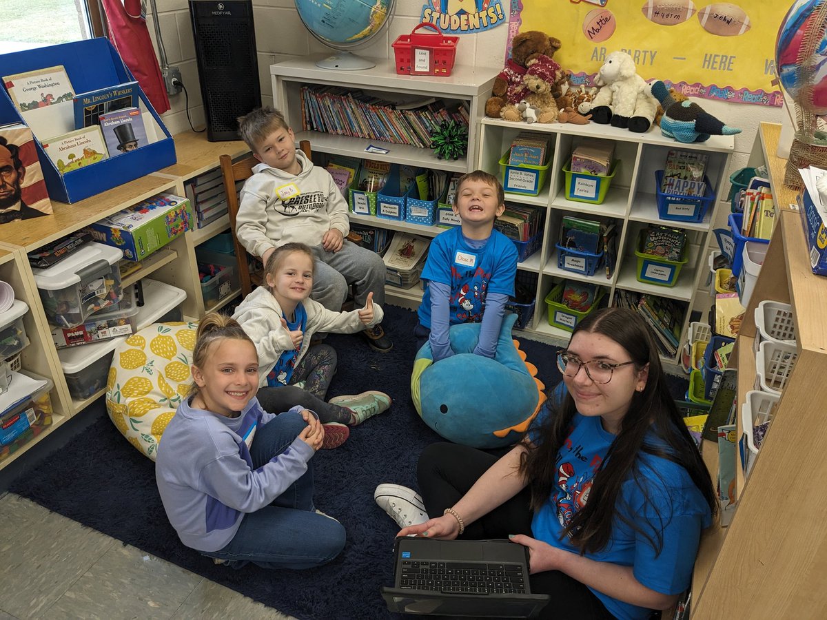 cworthEng's tweet photo. Elmwood School District #322 celebrated Read Across America early today! High school students did a great job facilitating reading and activities with Dr. Seuss books! #elmwood322 #trojanforce322 https://t.co/3hSiKFq2yq