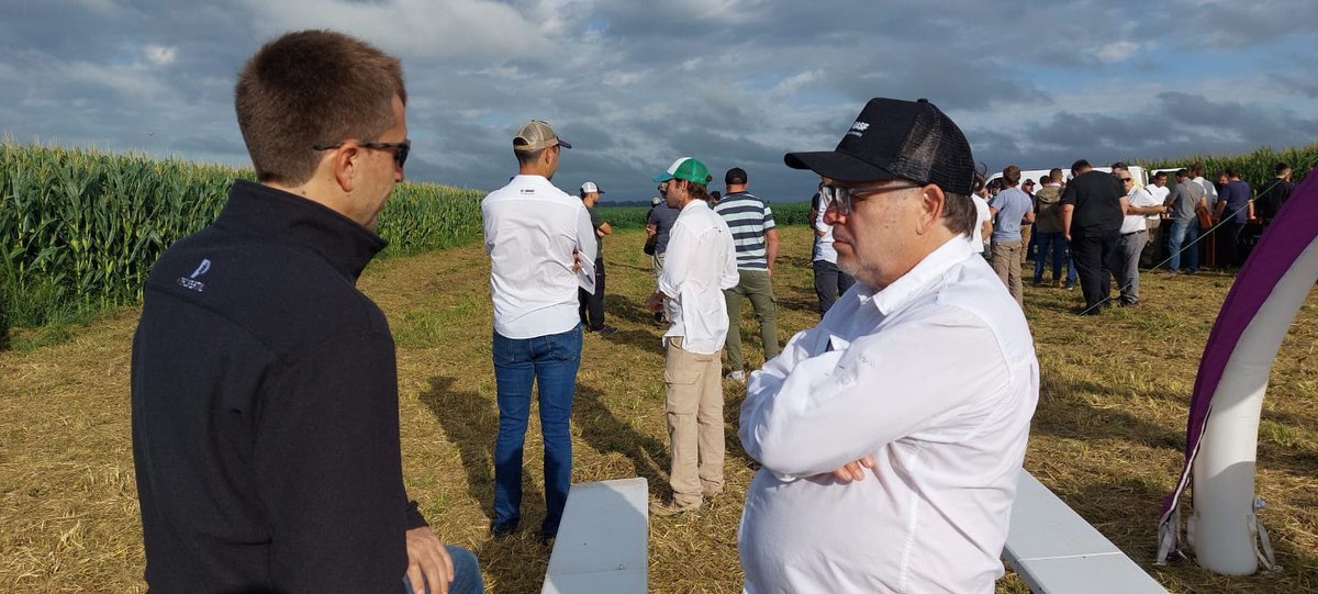 🌿En la previa al día de campo #LaCodiciada, Córdoba, donde estaremos analizando sistemas de cultivos con la presencia de técnicos asesores ante unas 70 personas.