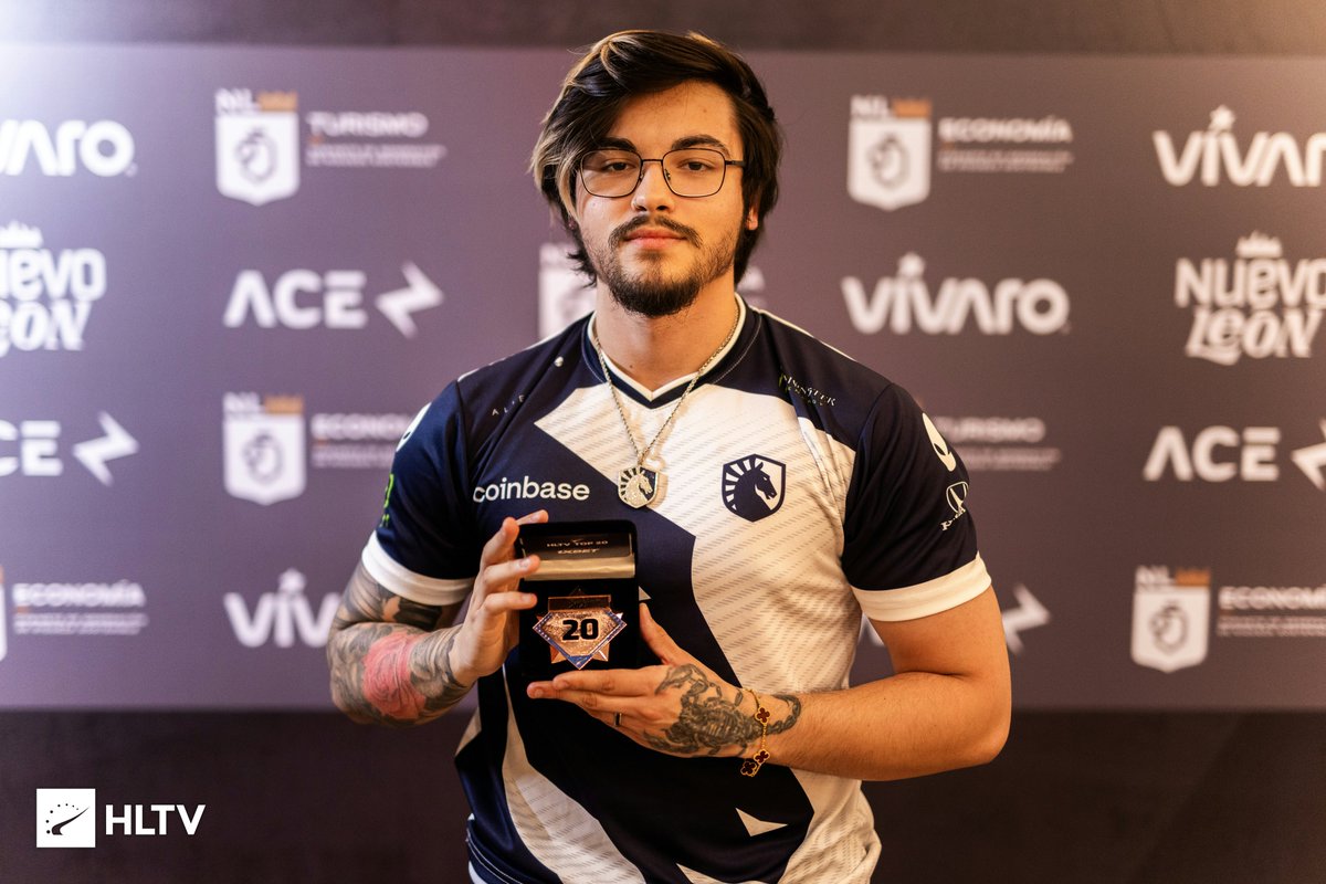 Twistzz tweet picture