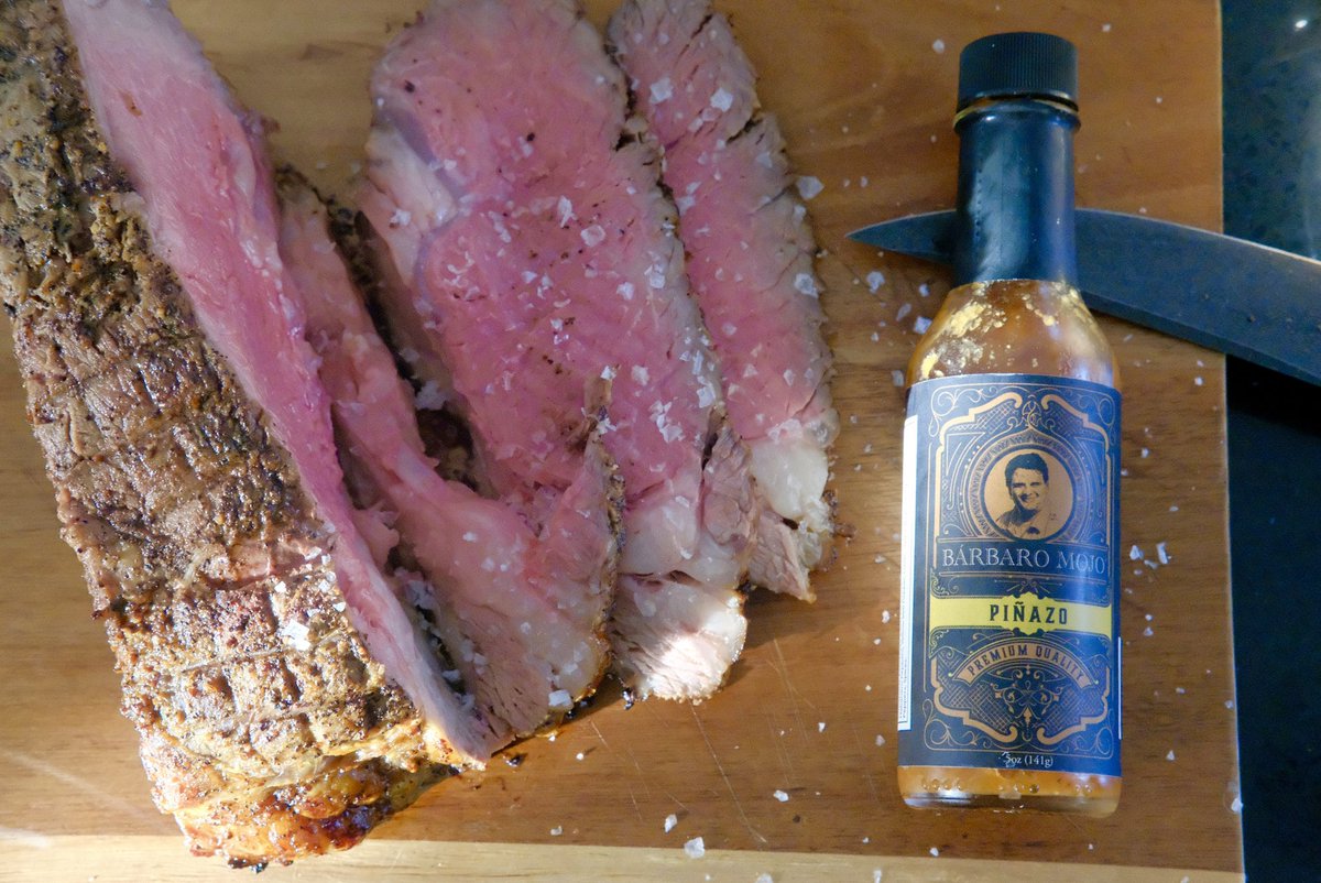pipozoft's tweet image. First time cooking some prime rib marinated with @BarbaroMojo and cooked to perfection with the help of @MEATERmade 😯🥩🔥 all while being in endless meetings 😂

#carnivore #hotsauce