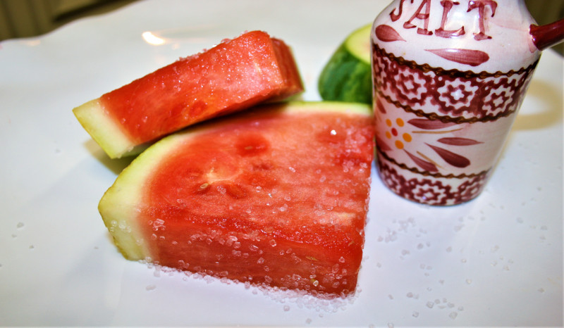 Some folks call salted watermelon “Southern Gatorade” as it helps restore the fluids and electrolytes we copiously sweat out when the temps skyrocket. Makes sense and tastes good, too. brnw.ch/21wHuUx #DiscoverSC