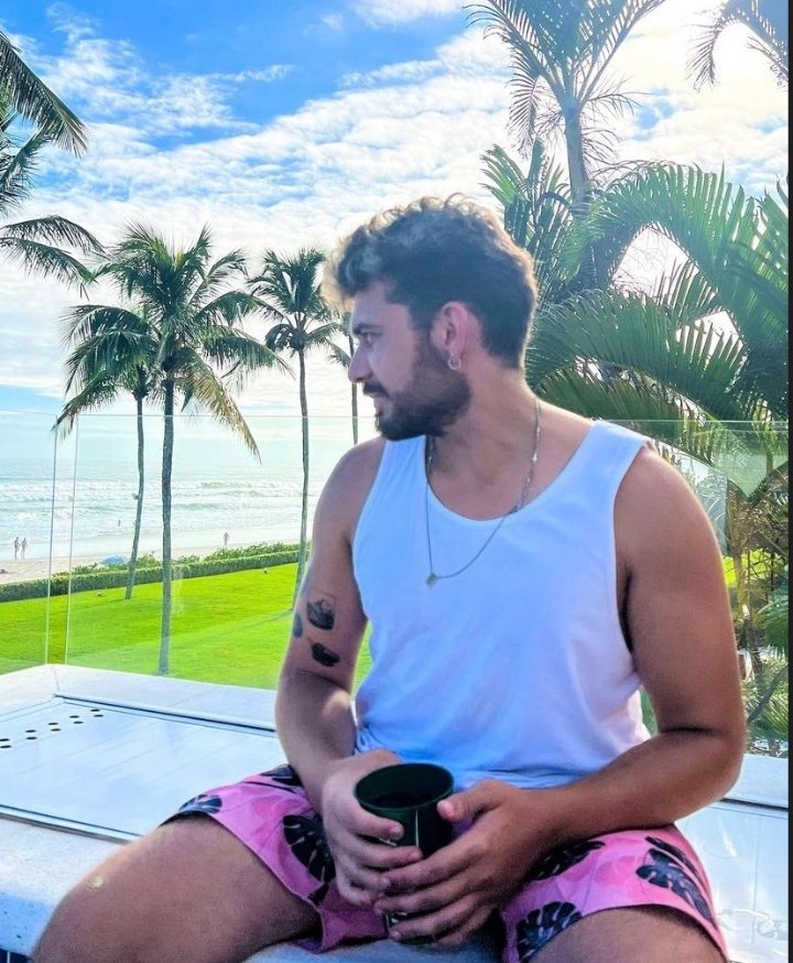 miotocantou's tweet image. como é lindo 🩵