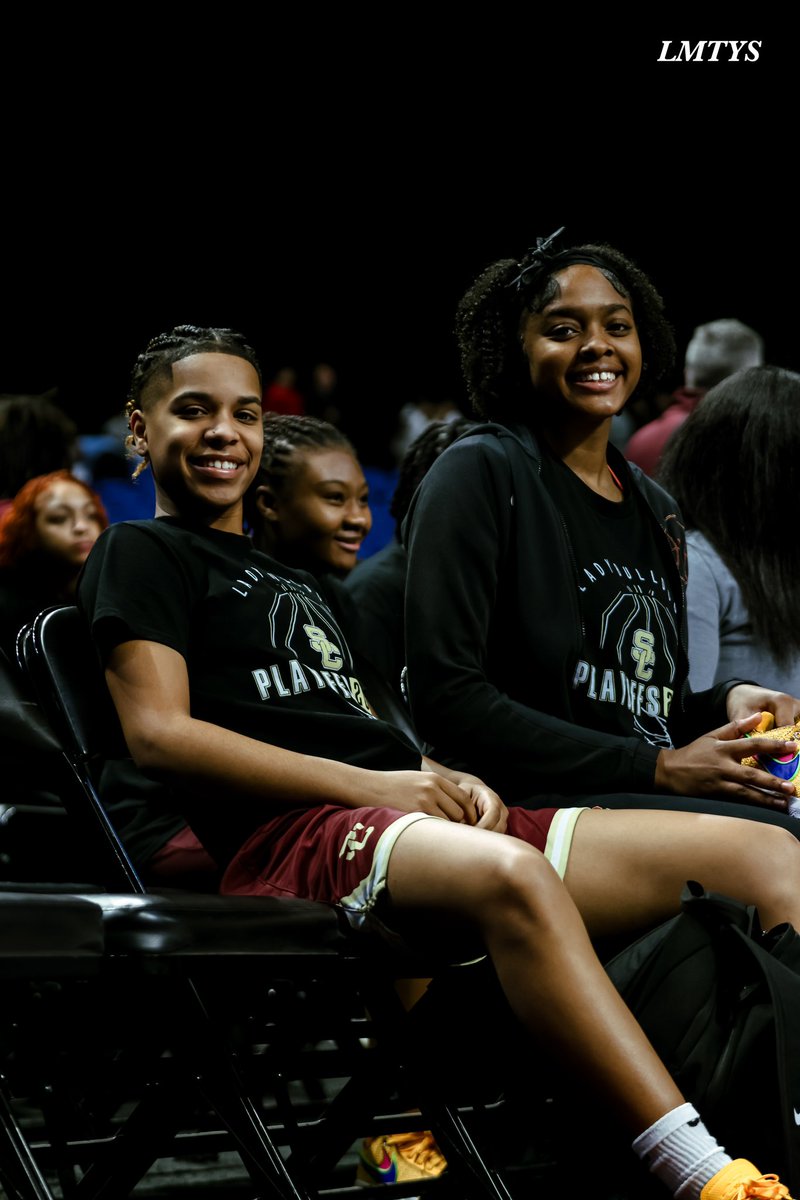 Let Me Tell You Sumn tweet media