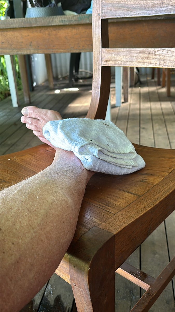 Early morning dip at Cowan on Moreton Island ended with a sting ray barb in me foot. Excellent service from Andy and Steve  @QldAmbulance has eased the pain and righted the ship .. thanks fellas …