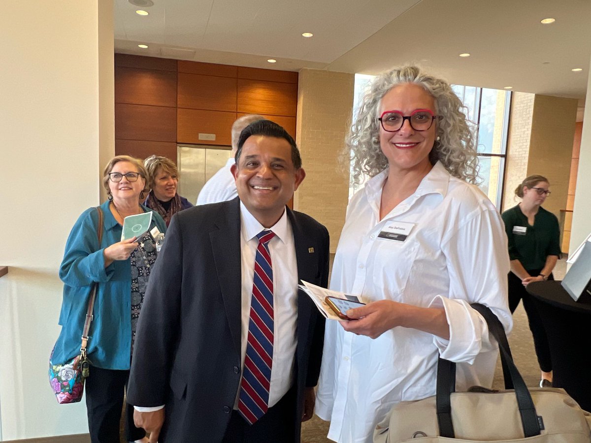 TxStateResearch's tweet image. The Division of Research supporting amazing researchers at the Health Scholar Showcase hosted by the Translational Health Research Center. Dr. Karriem Watson, Chief Engagement Officer of the NIH All of Us Research Program, gave an insightful keynote speech.