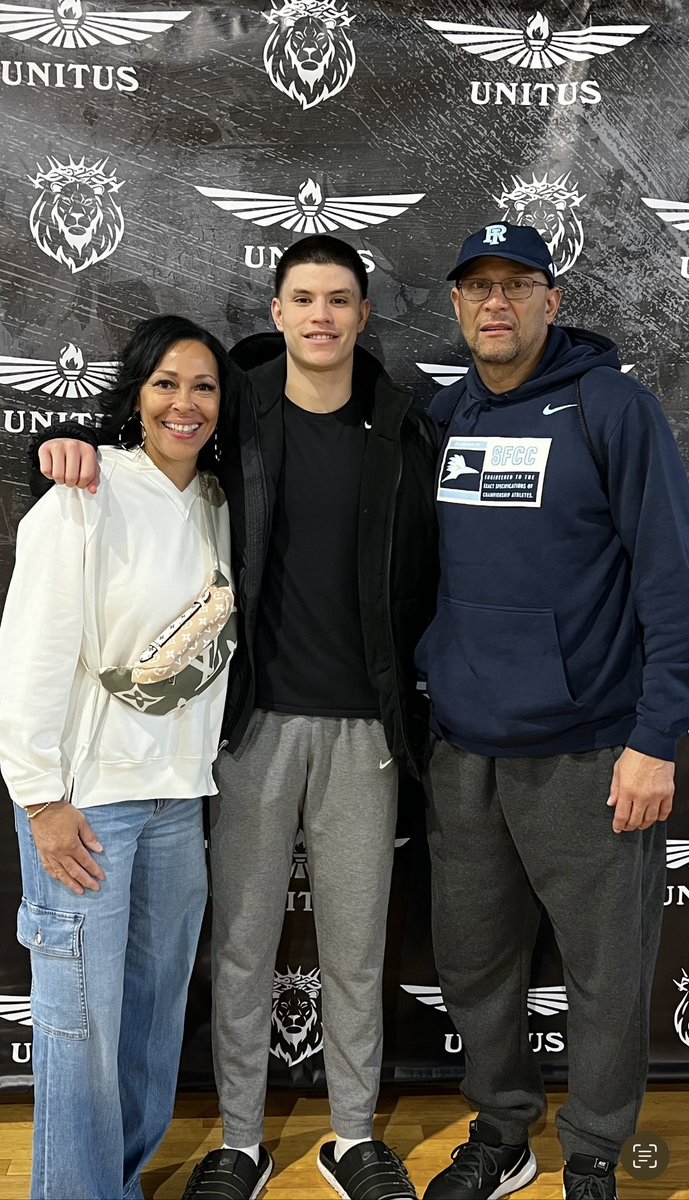 JoeWright2020's tweet photo. Went to LINK YEAR POST GRAD final home game last night.. it was a great game! My son @allwrightttt had a great game! ๐ฅ๐ฅ๐
I want to thank my sister, Wilma Wright, for coming to the game and cheering on All!
#AllWright #LinkYear #LinkHoops #Hoops #Basketball https://t.co/BhIYTm3EQ8