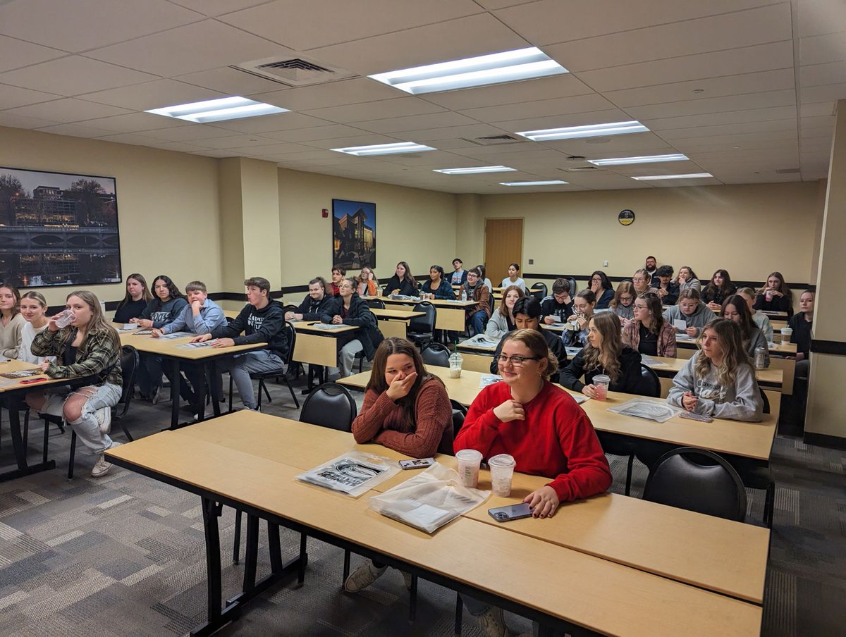 The @CampusColts @AVID4College sophomore classes visited @emporiastate today! #usd261derful #StingersUp