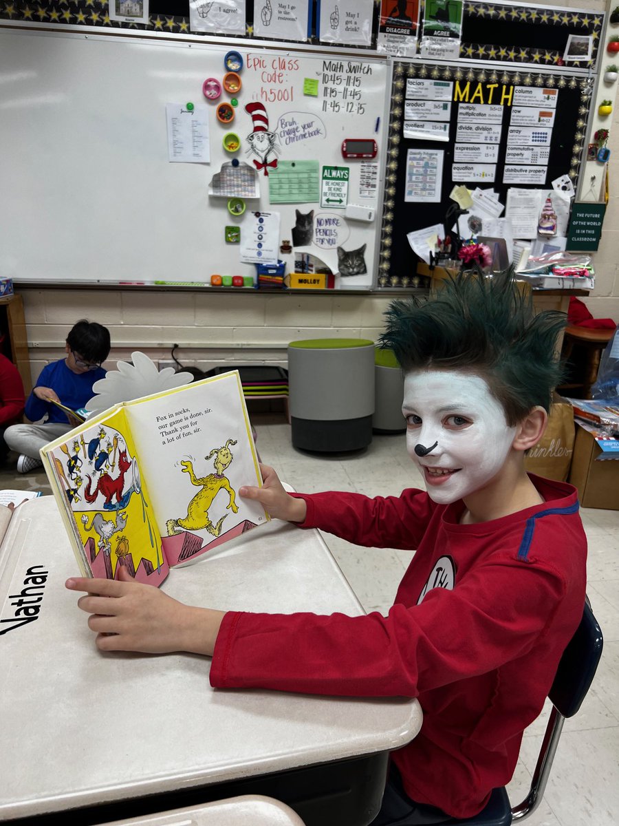 D123Sward's tweet photo. Third graders in Ms. Campbell’s class celebrated Dr. Seuss’ birthday today in a super fun way. #drseuss #catinthehat #samiam #thingonethingtwo #swd123 #d123 https://t.co/kNRrdczKO4