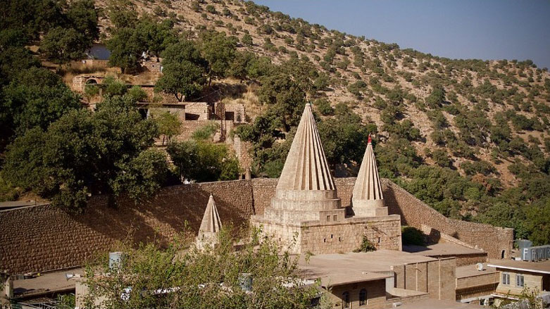 Ferhad8000's tweet photo. Kurdên Êzidî û Dîroka resen. 😍✌️🙏 https://t.co/SK3n97lTMr