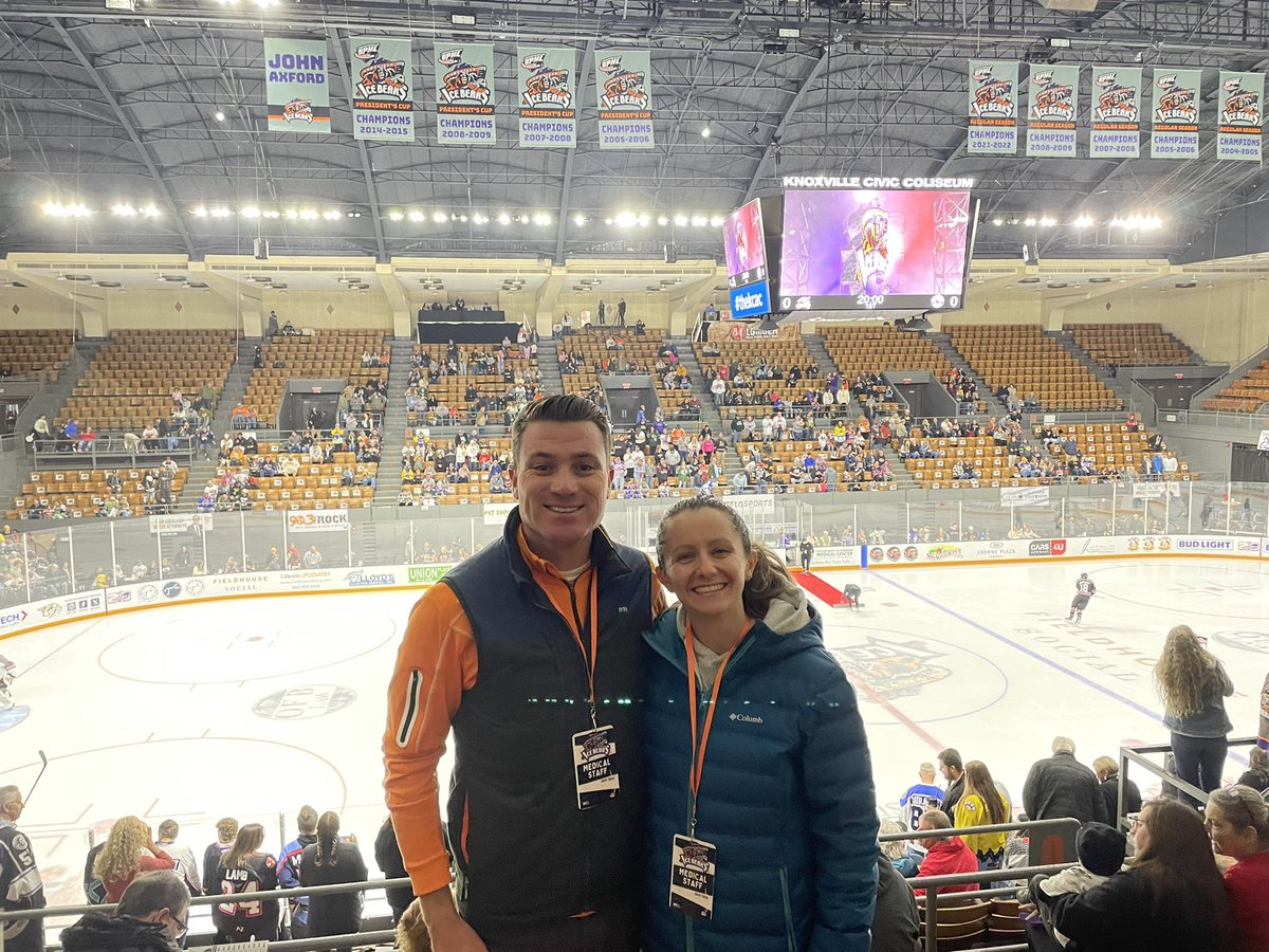Enjoyed the Knoxville Ice Bears Game last night with <a href="/UTK_KRSS/">UTK_KRSS</a> alum and my incoming PhD student <a href="/kdtowers/">Keira Towers</a> Part of the <a href="/icebears/">Knoxville Ice Bears</a> Medical Staff, we provide sport psychology training and support for the organization. Keira will take over next season as the Mental Performance Coach!
