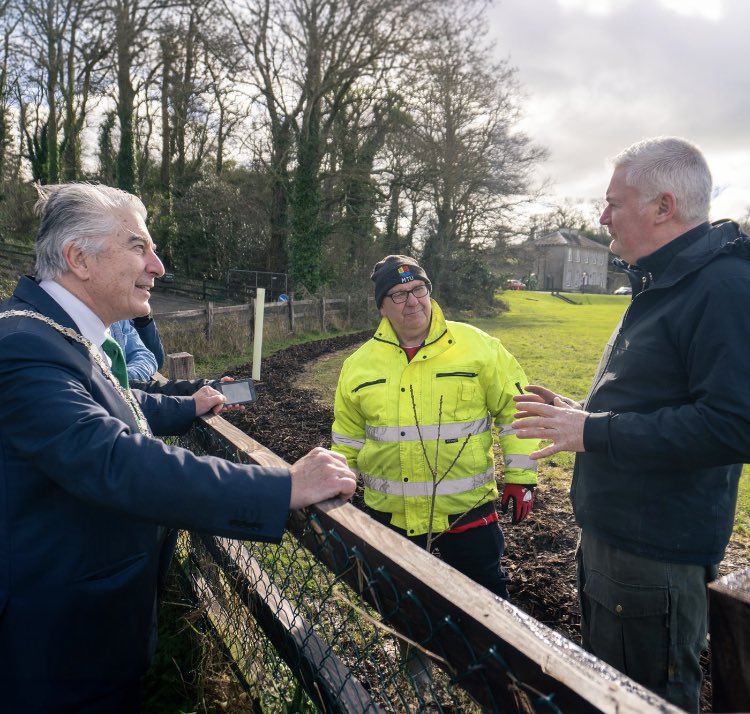 corina_pow's tweet image. What an epic #NtutorrWeek we had @setuireland! Thank you to everyone who played a part 👏Today we hosted @TomFarrelly and @TUS_ie Students and @jodypower, Waterford’s Metropolitan Mayor joined us. ‘Tom Squared’ is in the ground and will blossom forevermore! #Sustainability