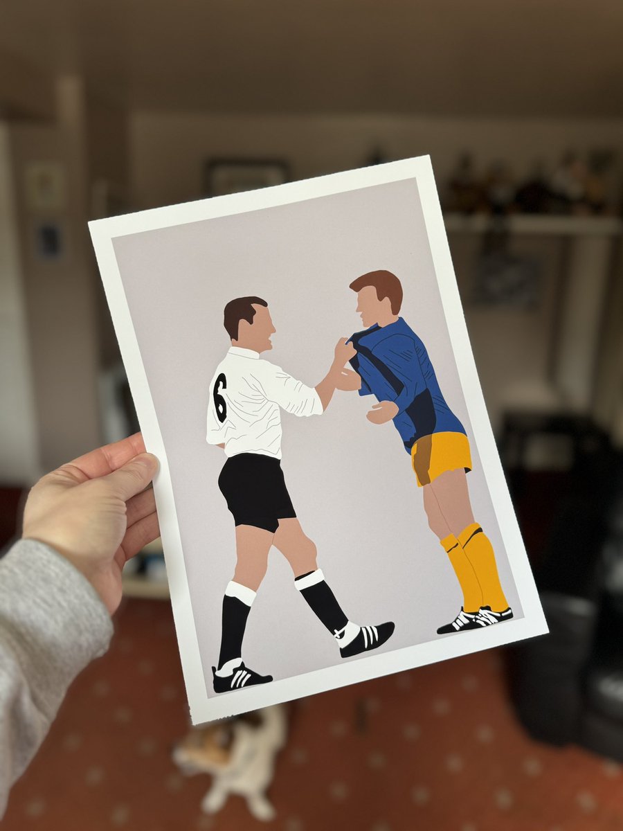 shilton_jade's tweet photo. Custom print done this week for a friend who is a Tottenham supporter! Iconic moment featuring Derby legend Dave Mackay in his Spurs days 🤍🖤

#derbycounty #therams #dcfc #spurs https://t.co/JjnfRcZx0C