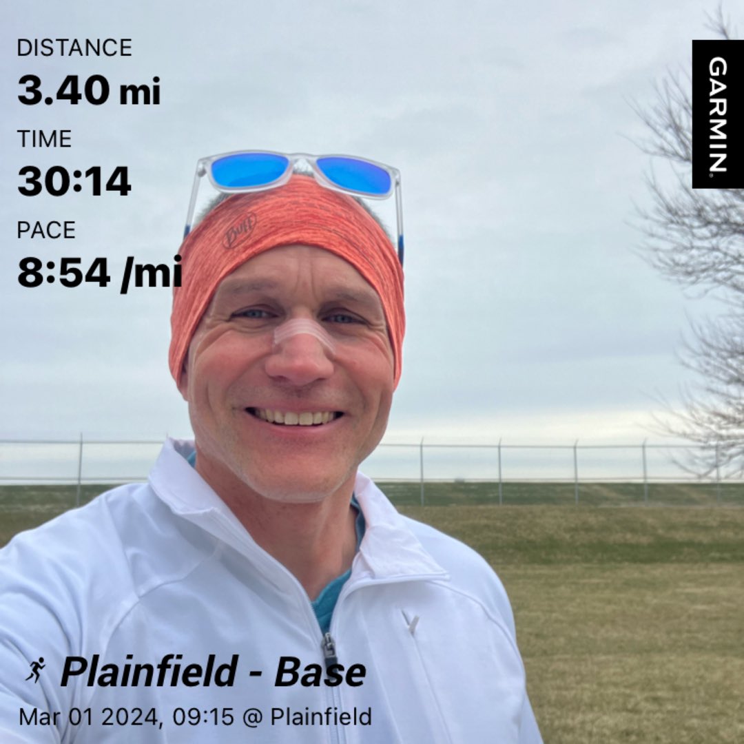 jaredjogs's tweet image. Happy Friday! About 75 minutes of 🏋️‍♂️ followed up with an easy 30 minute 🏃‍♂️. Great way to kick off the weekend. 12 days into the new programming, down 4 lbs and still adding strength. Happy so far! #runchat