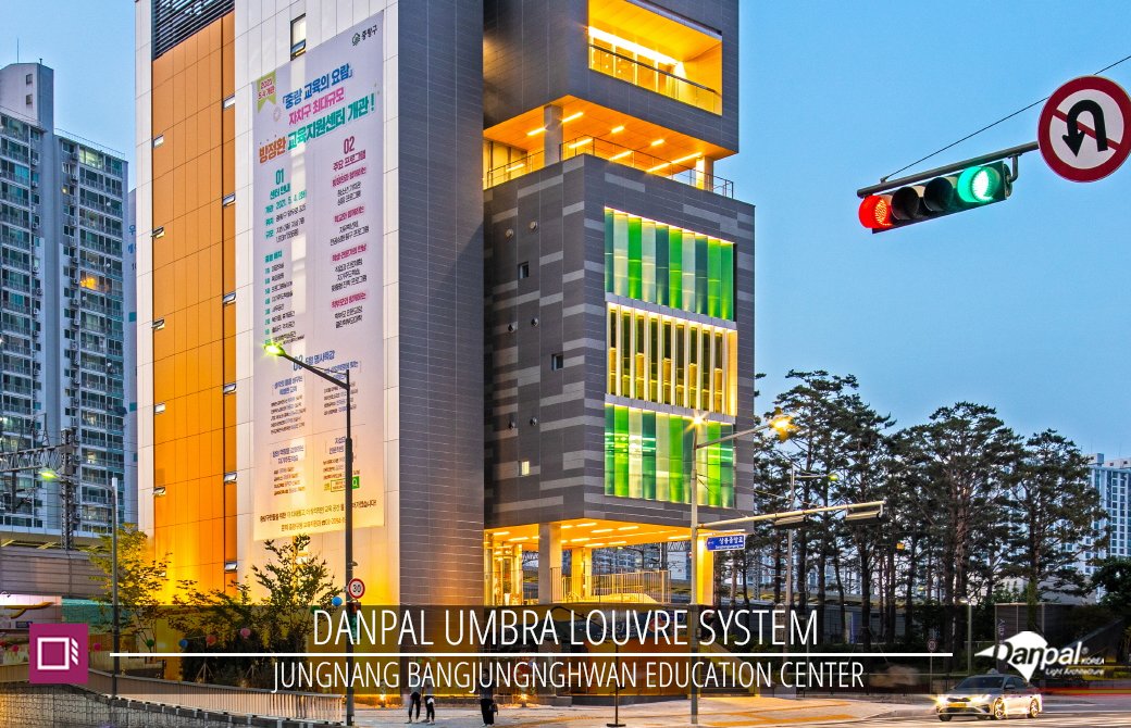 DanpalMX's tweet photo. Sistema de Louver Danpal un sistema diseñado para ser ligero, rápido de instalar, capaz de adaptarse a la estética de nuestro edificio y mejorar las métricas de ganancia de calor durante todo el año.

Estudio: Boogertman &amp; Partners

#arquitecturaydiseño #luznatural #arquitectura https://t.co/hqVKc2WWcv