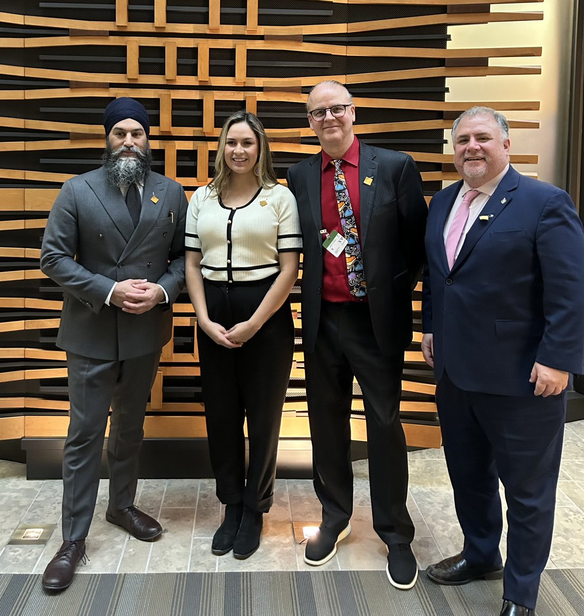 We are grateful to meet with @theJagmeetSingh and honoured to have him stand with us in support of the Moose Hide Campaign as we work to end Intimate Partner Violence in all communities across Canada. Thank you @GordJohns for being an ally and supporter! 🧡🔶 #IPV #canadapoli