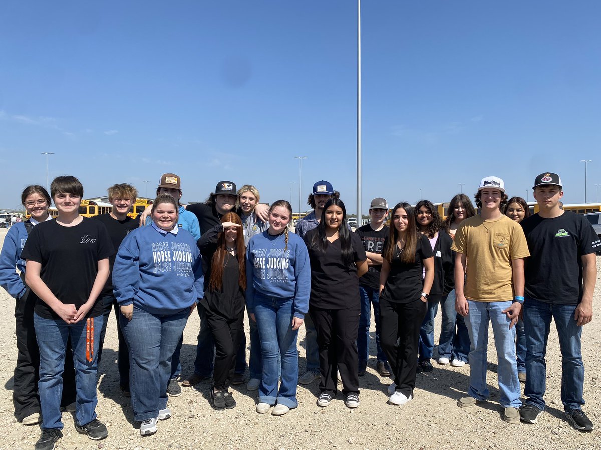 Best way to kick off a new month is with a CDE contest 🤩