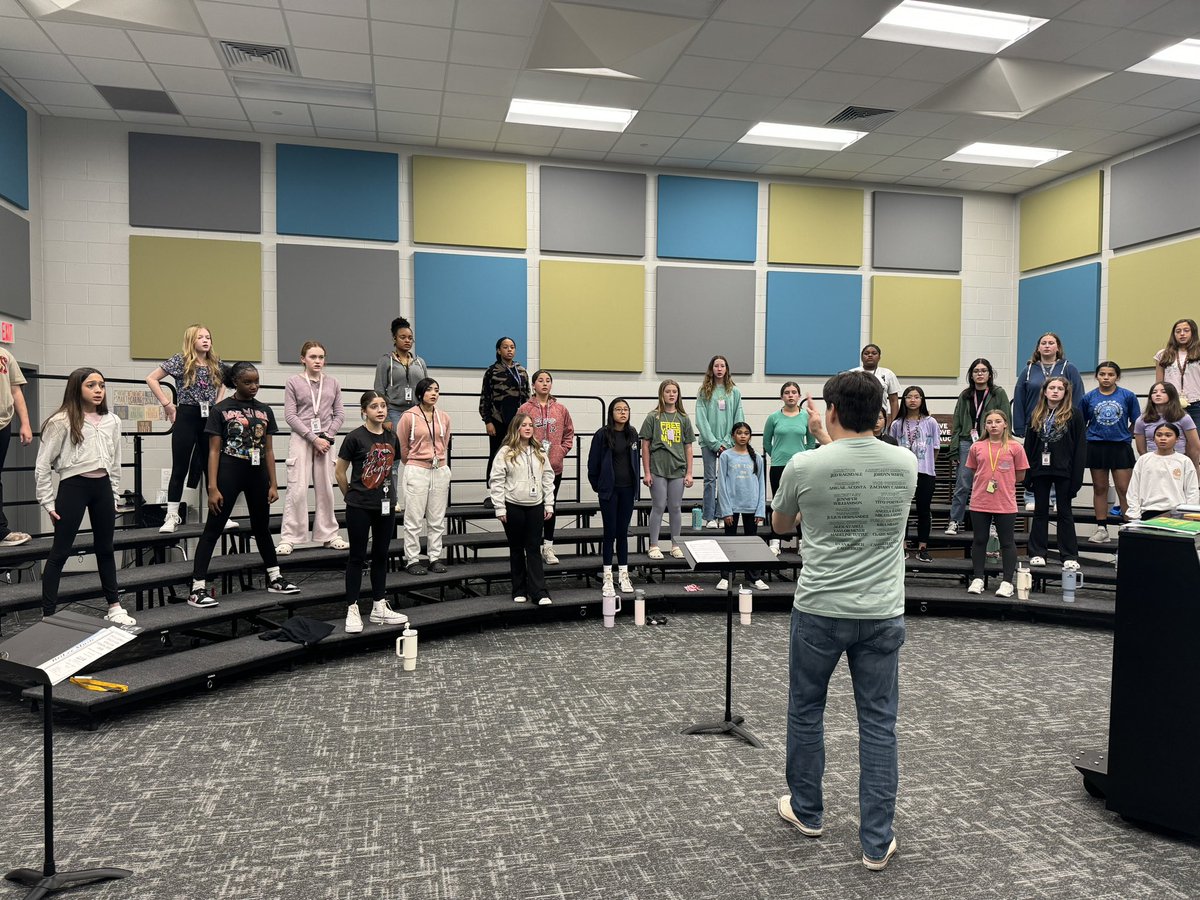 Grand Lakes Junior High Choir tweet media