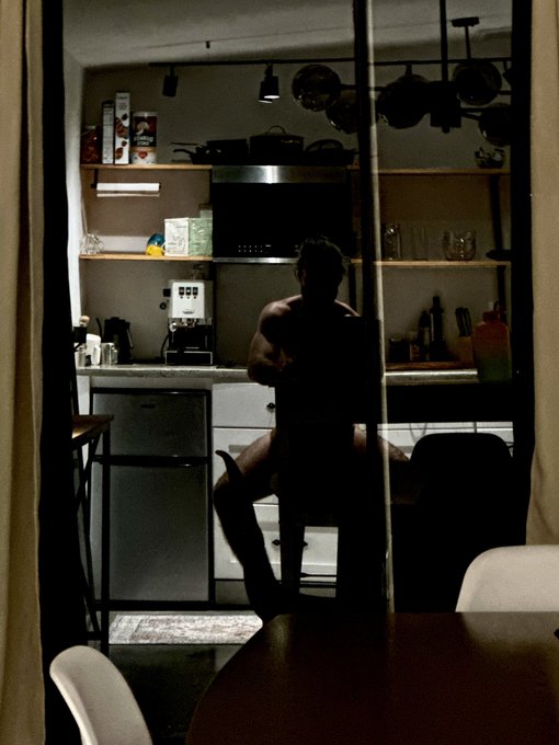 Dark side https://t.co/A0V6yasi3I