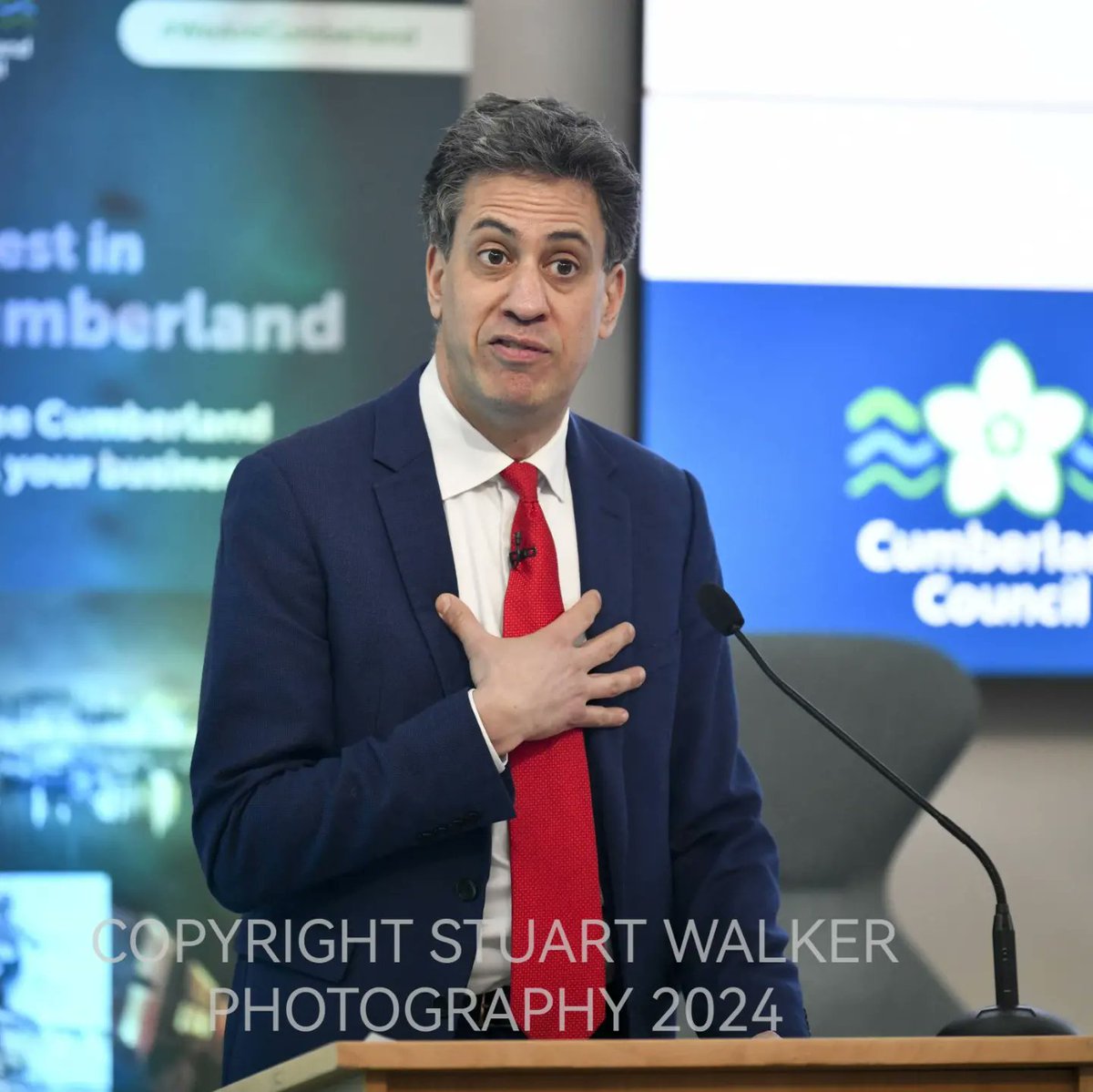 StuWalkerPhotos's tweet image. This week I've mostly been photographing politicians. On Monday Treasury Minister Bim Afolami visited North & West Cumbria. On Thursday Ed Miliband was speaking at the @CumberlandCoun Economic Summit. Great to see 300 business and community leaders from across Cumbria taking part
