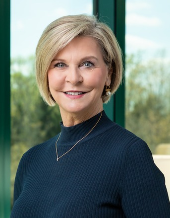 We are thrilled to announce Cathy J. Pace, retiring Chief Executive Officer and President of Allegacy Federal Credit Union, as the keynote speaker for the 2024 Wake Forest School of Business Graduate Hooding Ceremony. 📰: bit.ly/3wFMTxa #BizDeacs #HoodingCeremony