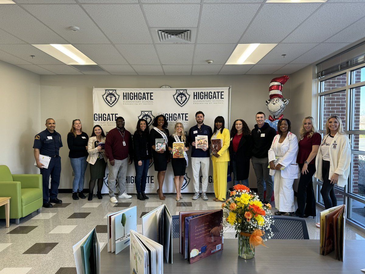 Highgate welcomed our Celebrity Readers for Read Across America Day! We appreciate our guests taking time out of their schedules to read to our students. #HighgateHuskies #ReadAcrossAmericaDay <a href="/PBVUSD/">Panama-Buena Vista Union School District</a> <a href="/ms_mhicks/">Morgan Hicks</a>