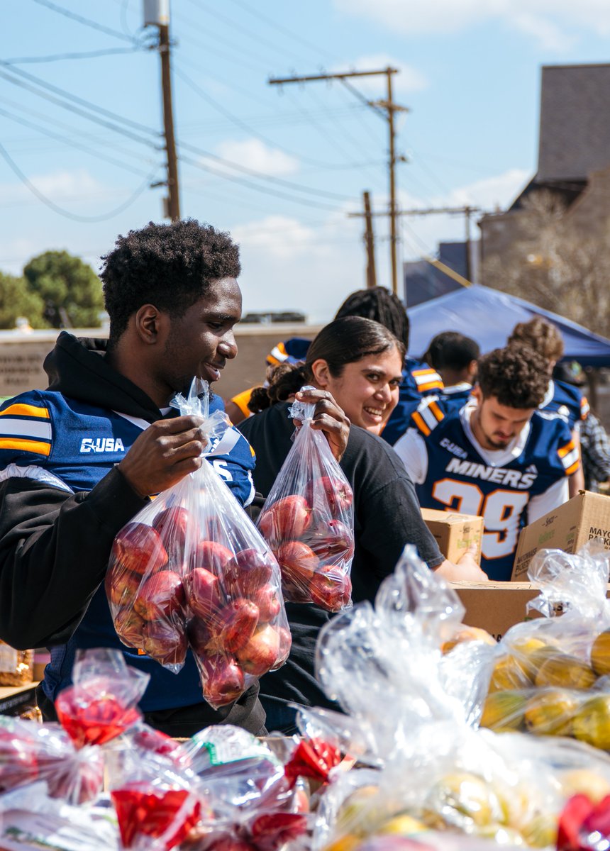 Serving our community! Thank you @KellyFreshOrg for allowing us to come out and serve El Paso! #UnityIsTheSecret | #PicksUp