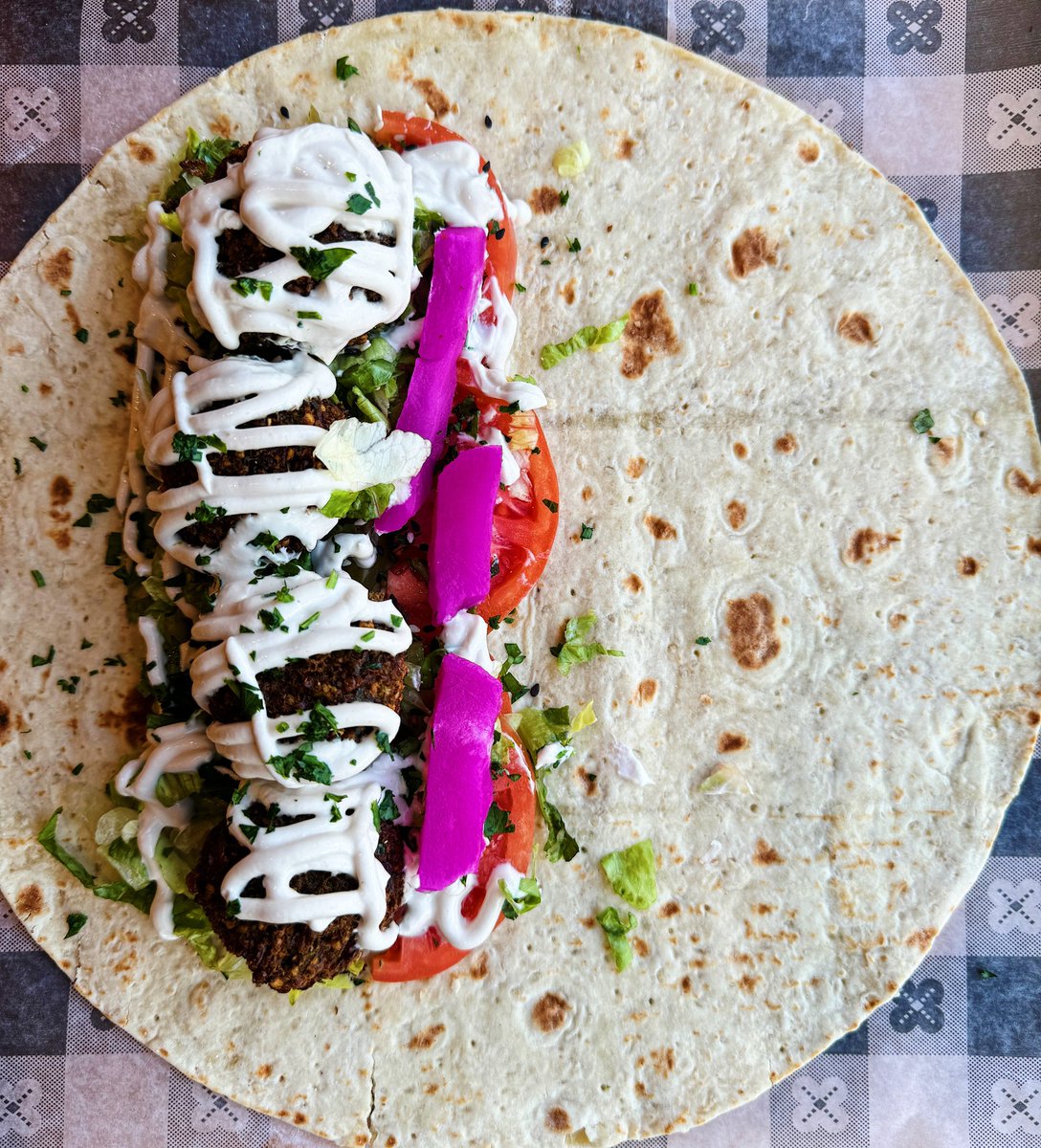 Weekends we’re all about late night grubs.
Come fuel up with all the savory falafel wraps and crispy fries after your boozy night out!
2016 9th Street NW
#ShawDC