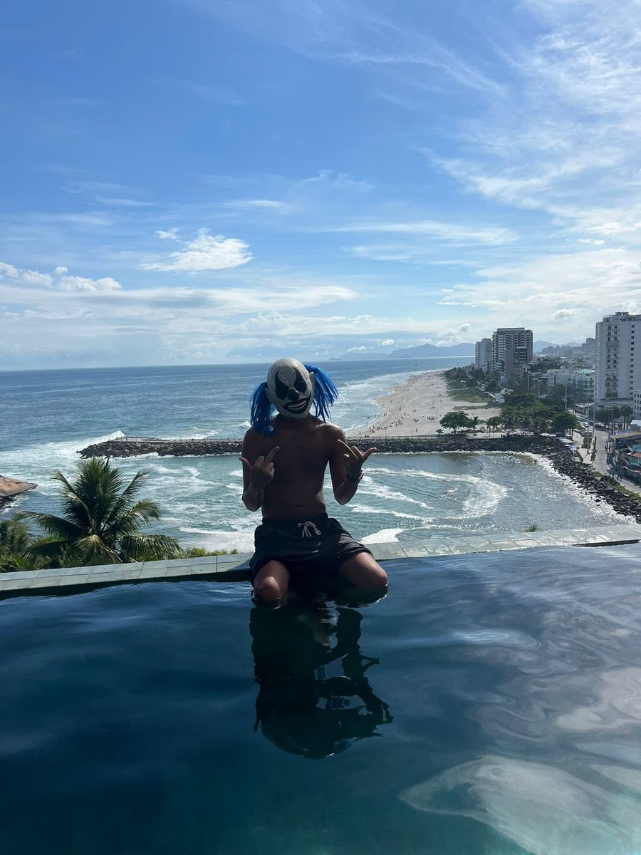 sisimvp's tweet photo. Menino malukinho vai tomando 🤪 https://t.co/grn43degrQ
